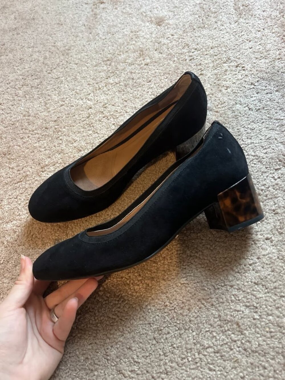 Vionic Natalie Black Suede Tortoise Block Heel Pumps Size 7.5 2" Heel